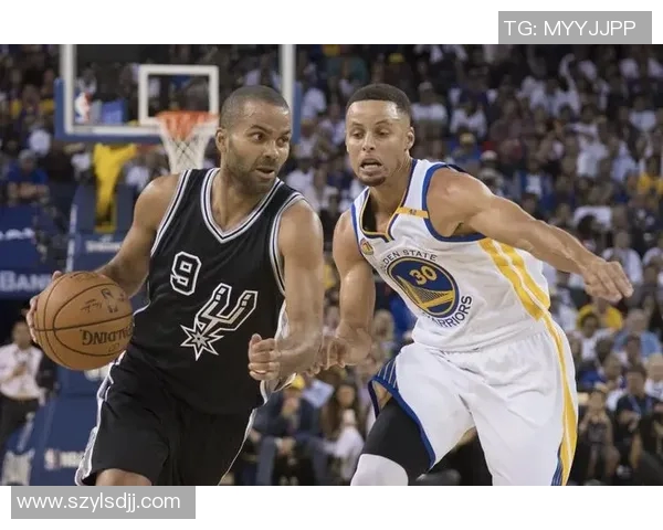 勇士与骑士激战正酣NBA精彩对决回顾与分析