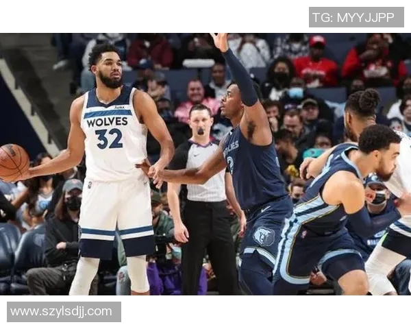 勇士与灰熊激战12月30日谁能在关键时刻逆转胜局